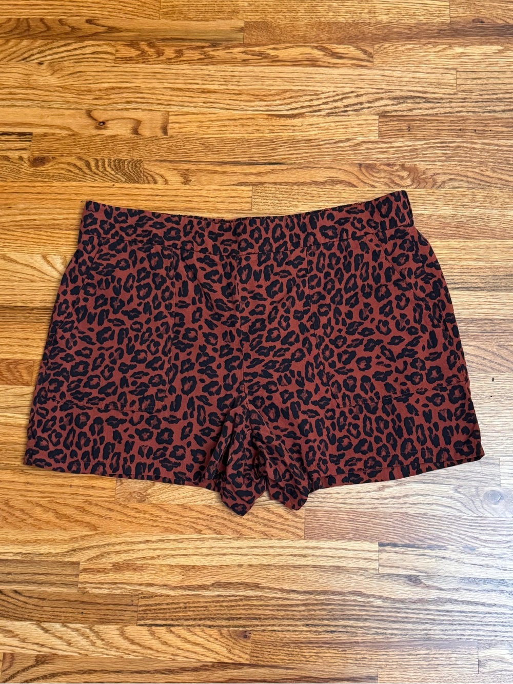 Nine West Rust Leopard Print Women's Shorts - Black Spots